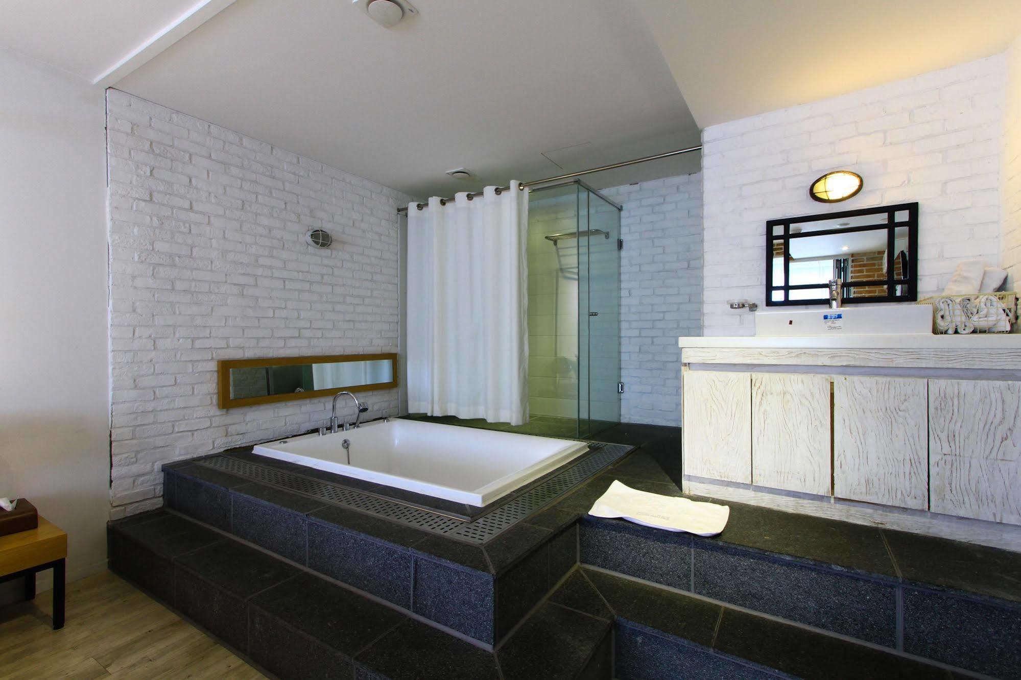 25 Hours Hotel 2 Busan Dış mekan fotoğraf